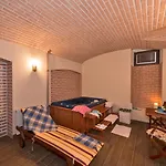 ايندريون فندق