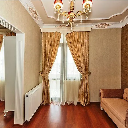 Hotel Enderun 4*