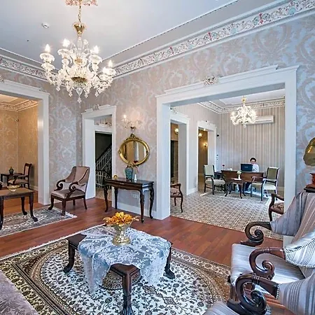 ايندريون فندق