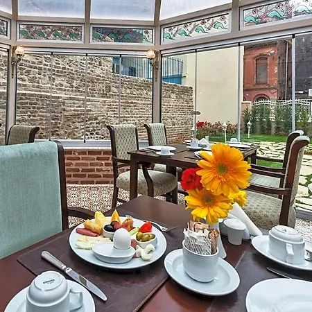 ايندريون
