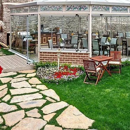 ايندريون